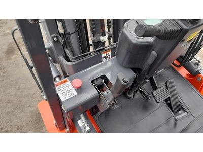 3 Ton 4.80 Triplex Lityum-İon Akülü Forklift - 6
