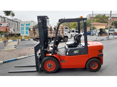 3 Ton 4.80 Triplex Lityum-İon Akülü Forklift - 2