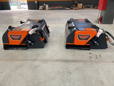 Balayeuse à godet (pour Skid Steer-TYPE2) - 0