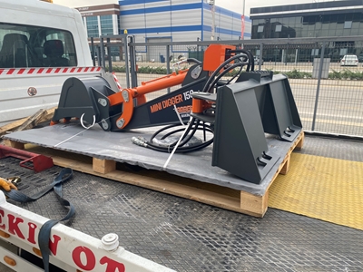 Skid Steer Mini Kazıcı - 6