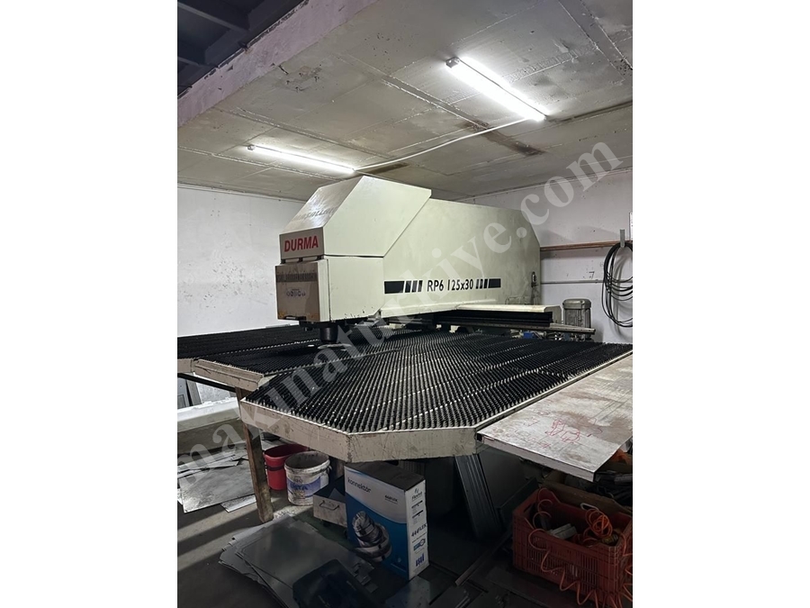 1250x30 Ton Punch Pres