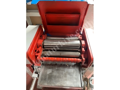 Yaverler Markalı 40 Lık Kalınlık Makinası