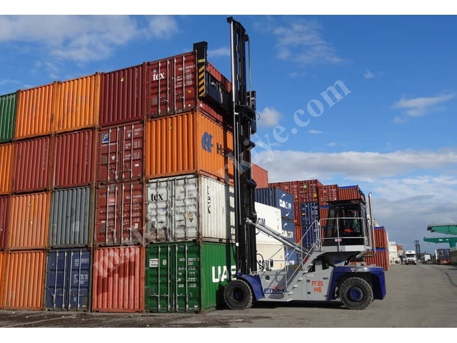 8 Ton 6x8 Empty Container Stacking Machine