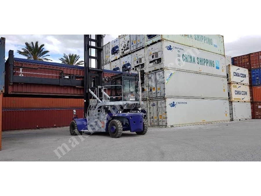 8 Ton 6x8 Empty Container Stacking Machine