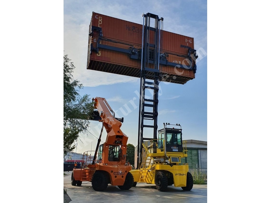 10 Ton 21700 Mm Empty Container Stacking Machine