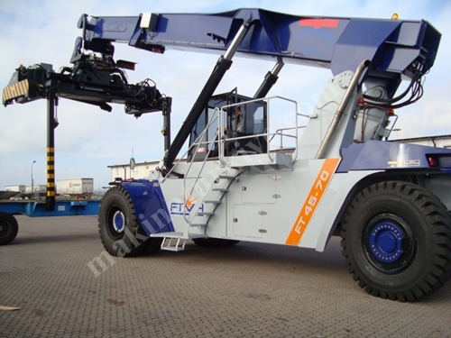 45 Ton (7000 mm) Dolu Konteyner Reach Stakers