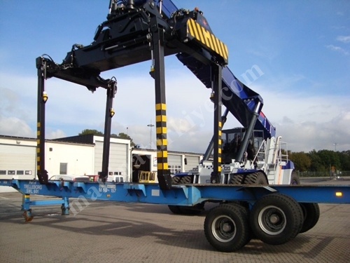 45 Ton (7500 mm) Dolu Konteyner Reach Stakers
