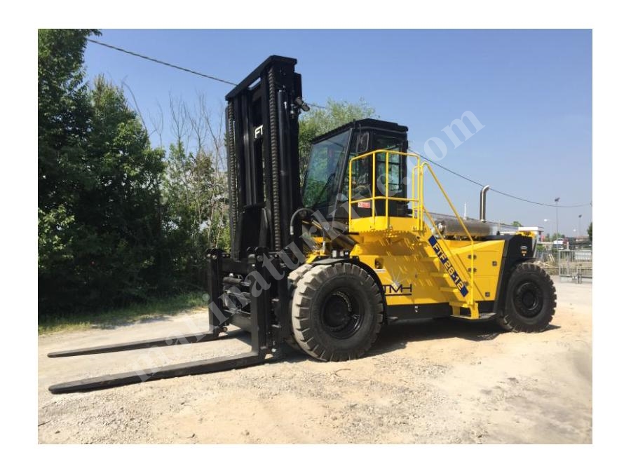 26 Ton 4000 Duplex Diesel Forklift with Elevator