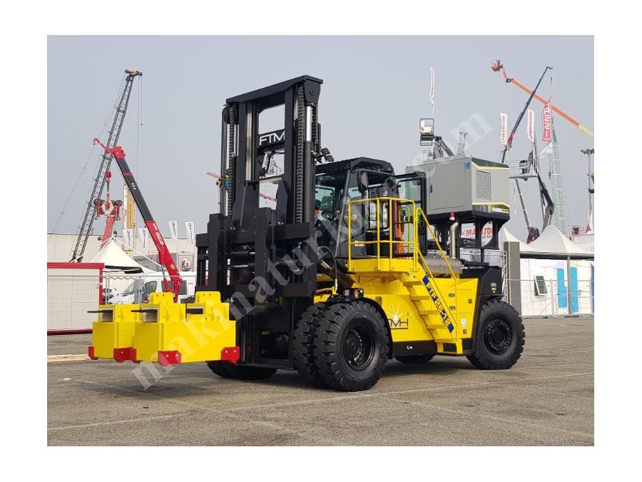 26 Ton 4000 Duplex Diesel Forklift with Elevator