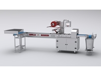 FLM 2000 Horizontal Flowpack Packaging Machine For Roll Bread&Buns with counting system - 1
