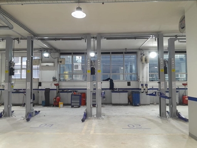 Lève-voiture électrohydraulique sans châssis de 4 tonnes à 2 colonnes - 5