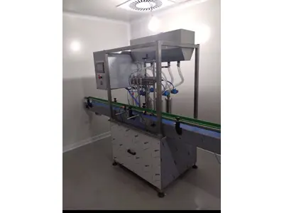 1000-5000 Ml 4 Nozullu (800-2500 Adet / Saat) Otomatik Sıvı Dolum Makinası
