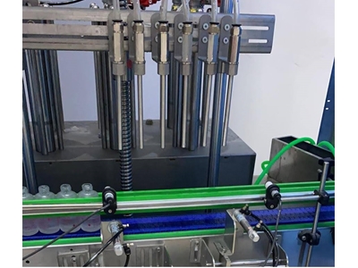 100-1000 Ml 10 Nozzles (800-2500 Pieces / Hour) With Stainless Automatic Liquid Filling Machine - 2