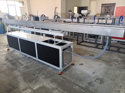 5 Mt Plastic Pipe and Wick Cooling Pool