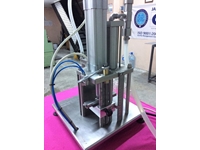 10-100-1000Ml 400-600 Units / Hour Pneumatic Manual Liquid Filling Machine - 2