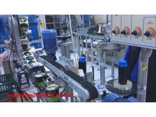 Machine d'étiquetage horizontale, 10-300 mm, 4000-6000 pièces / heure
