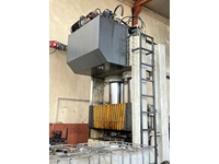 Presse plieuse hydraulique double piston de marque Yaşar 1200 tonnes - 2
