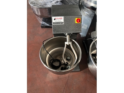 Stainless 75 Kg Dough Kneading Machine - 8