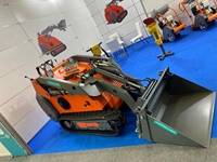 22 Hp 500 Kg Carrying Capacity With Mini Loader - 7