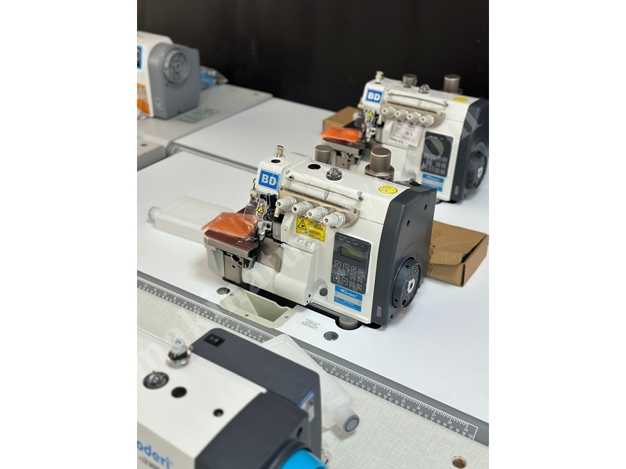 4-5 Thread Full Electronic Overlock Machine 