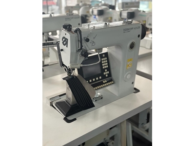 550-16-23 Automatic Sleeve Attaching Machine - 4