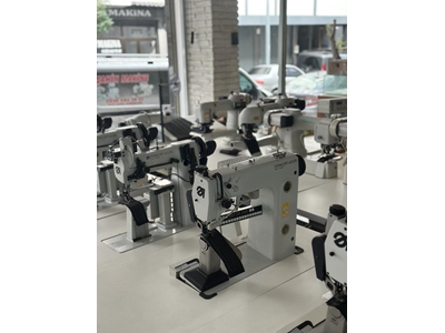 550-16-23 Automatic Sleeve Attaching Machine - 0