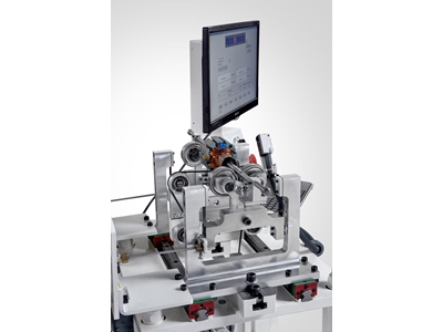 SYM 500 Universal Horizontal Balancing Machine - 1