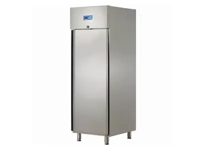 Однодверный вертикальный холодильник