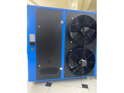 Machine de désinfection de tapis de 300 litres - 1