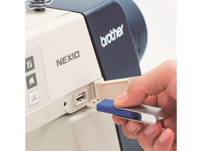 Brother S7300a Nexıo Direct Drive Flachnähmaschine - 2