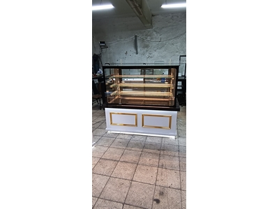 Refrigerated Cake Cabinet - 3