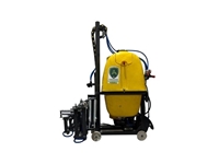 1000 Liter Hydraulic Sprayer - 2