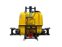Pulvérisateur d'arrosage hydraulique de 1000 litres - 1