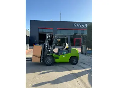 2.5 Ton (4800 Mm) Battery Powered Forklift