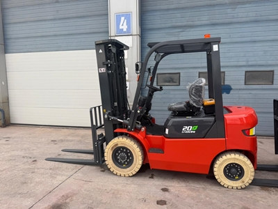 2 Ton Tripleks 4800 Mm Battery Powered Forklift with Elevator - 1