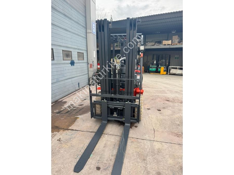 2 Ton Tripleks 4800 Mm Battery Powered Forklift with Elevator