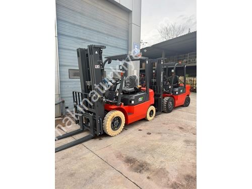 2 Ton Tripleks 4800 Mm Asansörlü Lityum Akülü Forklift
