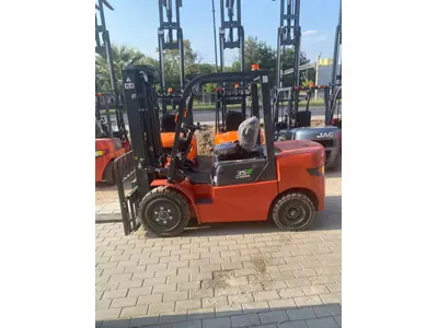 3 Ton (4.5 Meter Tripleks) Battery Powered Forklift