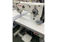 Pfaff 918 Mechanical Zigzag Sewing Machine - 1