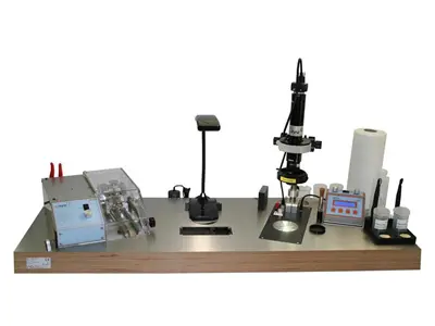 Système de mesure par micrographie pour coupe, polissage et abrasion d'échantillons