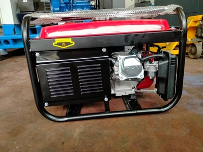 3.5 kW Benzinli Trifaze Monofaze Benzinli Jeneratör - 6