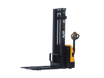 1200 Kg 3 Meter Battery Stacker - 1