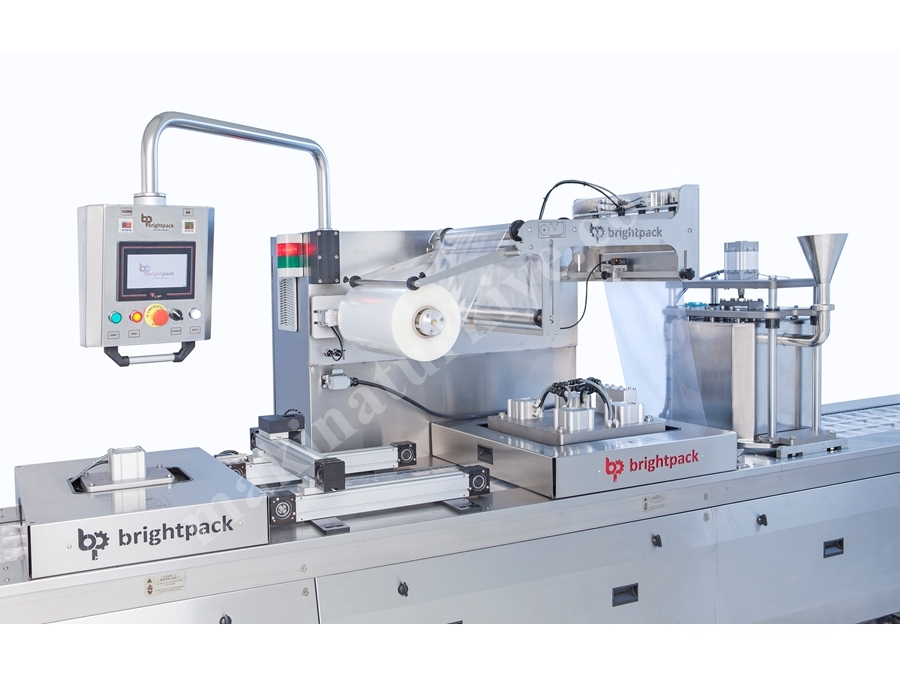 7-9 Strokes/Minute Thermoforming Packaging Machine 