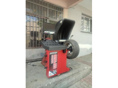 30 Inch Fully Automatic Tire Balancer Machine - 1