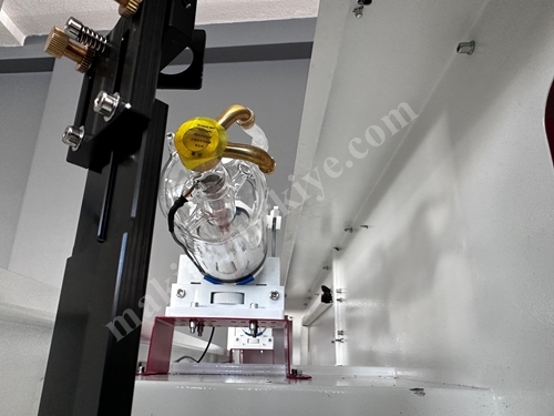 100 W (1000X800 mm) CO2 Laser Schneide- und Graviermaschine