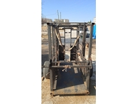 Hoof Clipper Trolley for Traveling Cattle - 2