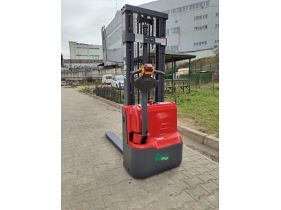 1.5 Ton 24V, 3 Metre Akülü İstif Makinesi - 3