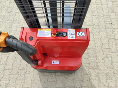 1.5 Ton 24V, 3 Metre Akülü İstif Makinesi - 5
