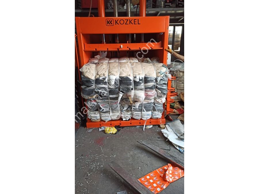 70 Ton Premium 650 Dikey Atık Balya Pres Makinesi