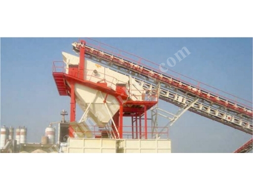 2400x6000 mm Gerade oder Stufenweise Schwingung Siebsystem für Bergbau